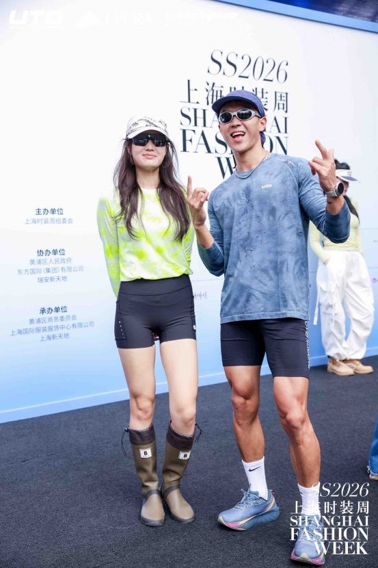 穿“国家队同款”逛市集、去露营?UTO悠途重新定义“户外贴身第一层”的生活方式