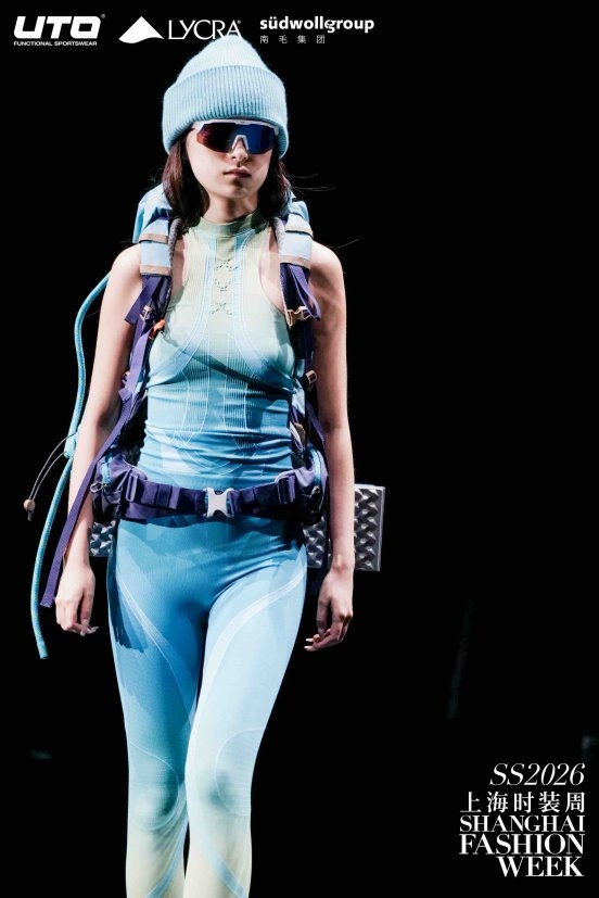 穿“国家队同款”逛市集、去露营?UTO悠途重新定义“户外贴身第一层”的生活方式