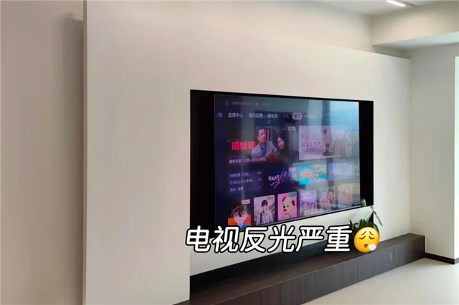 解决反光烦恼，还想看电视不花钱？双十一家电换新首选TCL T7L Ultra(图1)
