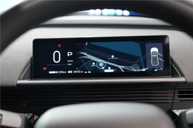 香港街头铂智3X引围观！明天上市揭秘