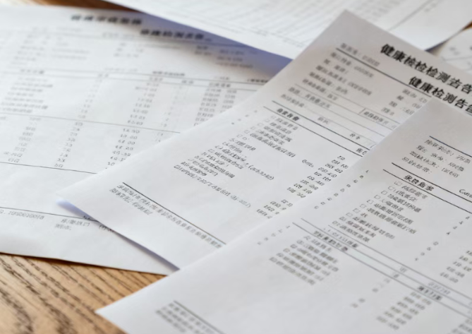 一键上传 + 专业解读！燕荚让全家健康信息管理告别慌乱