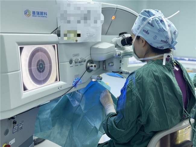 沈阳普瑞眼科医院丨近视手术越贵越好？