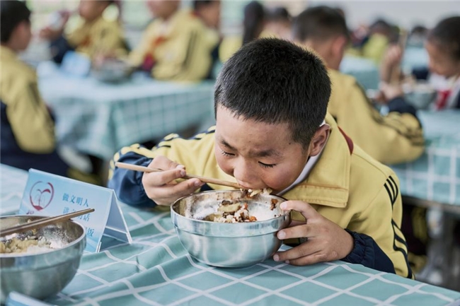 百胜中国公益全新出发，以爱焕新乡村校园厨房第4张