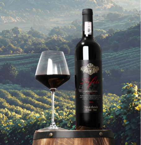 不同颜色红酒的口感差异全面解析，2025年3款热门红酒实测！！