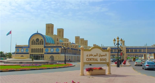 沙迦2日打卡计划 | 逛古城吃漂亮饭，探沙漠看野生动物