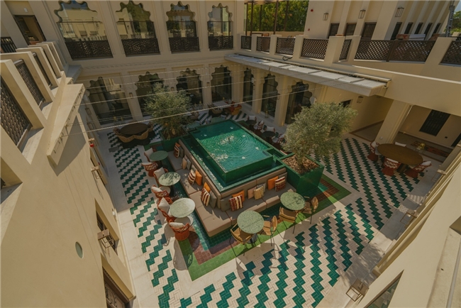 沙迦2日打卡计划 | 逛古城吃漂亮饭，探沙漠看野生动物