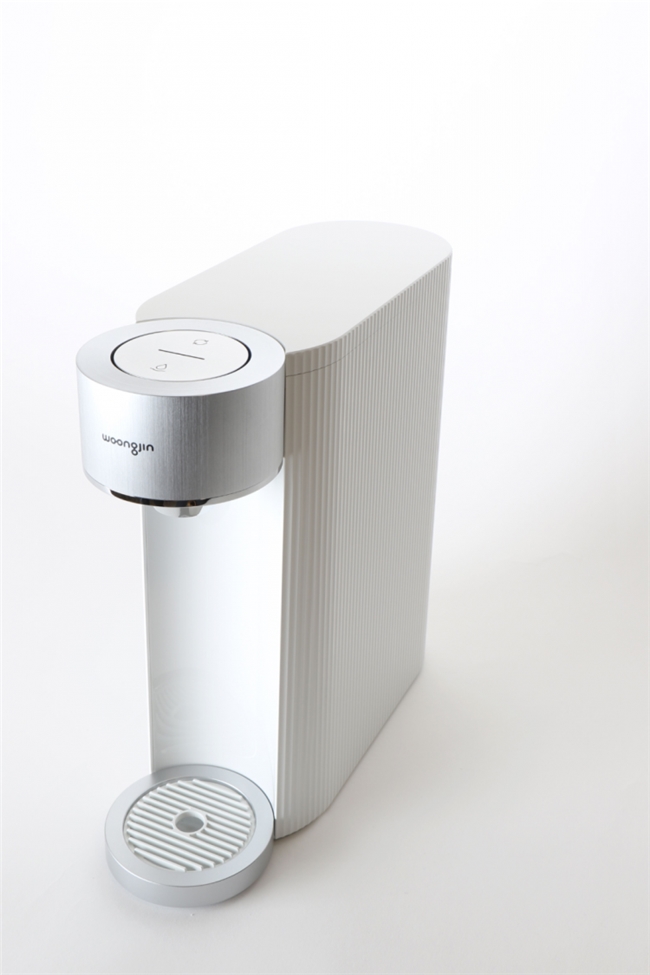 以人为本的北欧产品设计:极简显功能,理性注温度,平衡幸福感