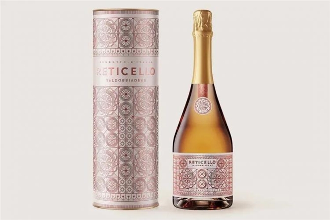 简约风、小清新风齐上阵!这些饮用水&饮品包装设计,藏着满满的仪式感