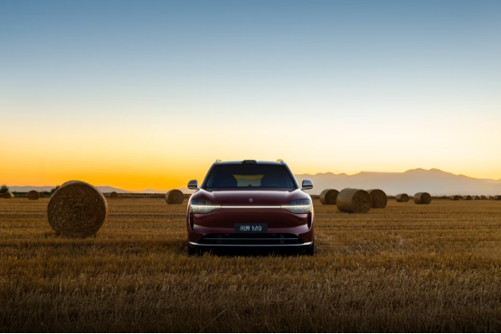 创50万元级交付纪录,问界M9交付破25万辆,书写中国品牌新高度