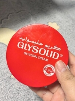 怒推！被德国留学闺蜜安利的德国“大红饼”护手霜，简直是我的冬季救星！