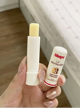 熬夜加班也不怕唇况差！Blistex日夜护唇法