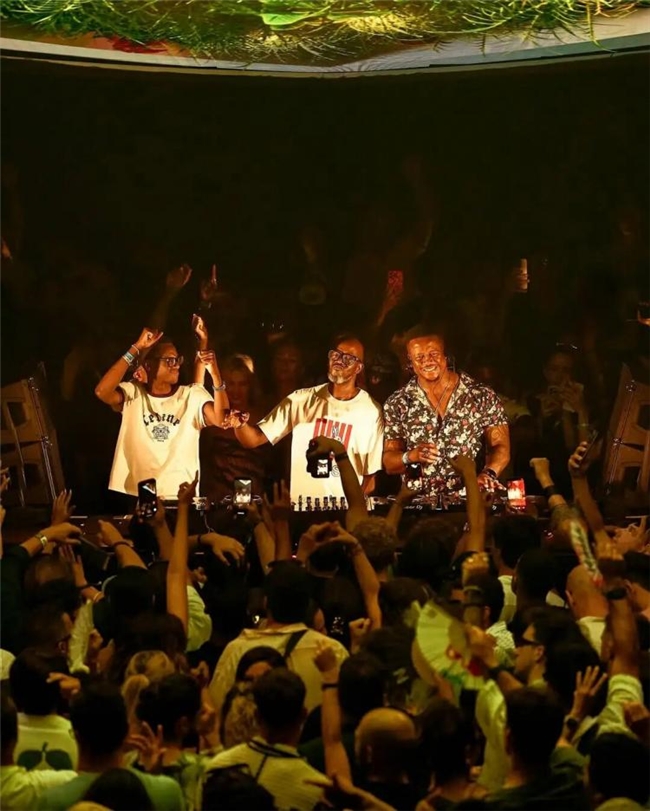 2025全球电子音乐舞台设计全景:从Ibiza水滴屏到伦敦工业风,演绎多元视觉盛宴