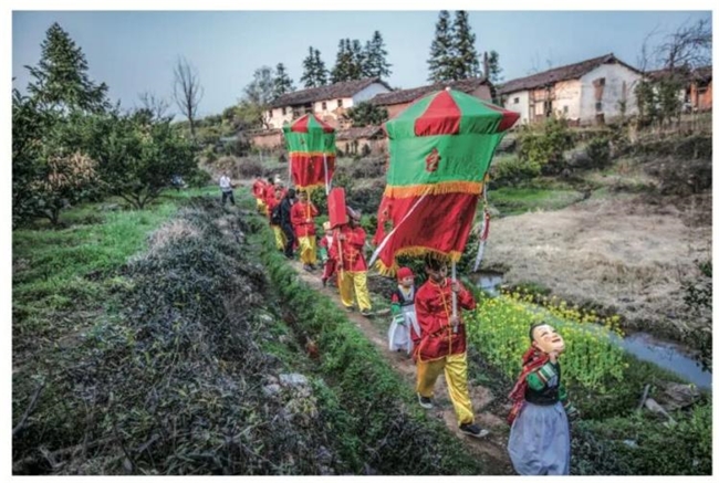 邓勇镜头下的赣傩:面具后的人神共生