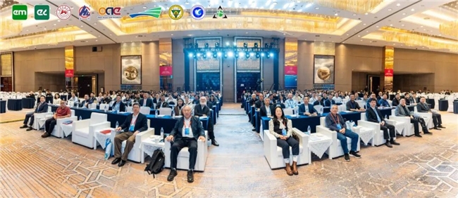 第三届国际新能源材料创新发展论坛暨首届科学分子前沿交叉产教融合创新发展大会盛大开幕!-DOIT-数据产业媒体与服务平台