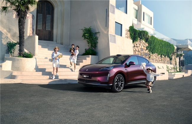 广州车展购车指南：昊铂HT对比智己LS6，谁是20万级更明智之选？