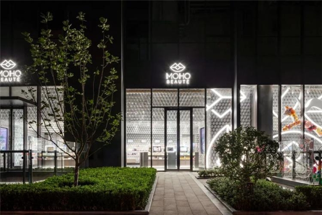 从抹茶包装到酒店视觉，粟辻美早的美学实践