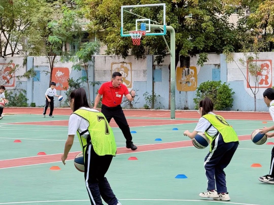 以课为媒 赋能成长