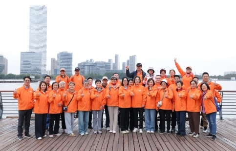 ​“同一天，一起行-美乐时刻，与爱同行”健步走肺癌患者关爱活动圆满收官 医患携手共倡肺癌长生存理念