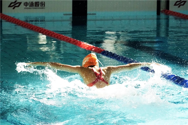 “人人游泳,必修标配”的朝阳凯文,2025 IYSC挑战赛摘得3金9银4铜
