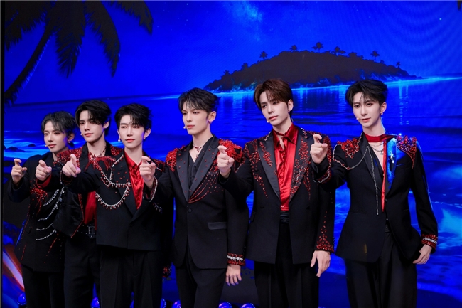 佳能EOS C50 团播首秀惊艳无忧之夜,明星感直播助推流量破百亿