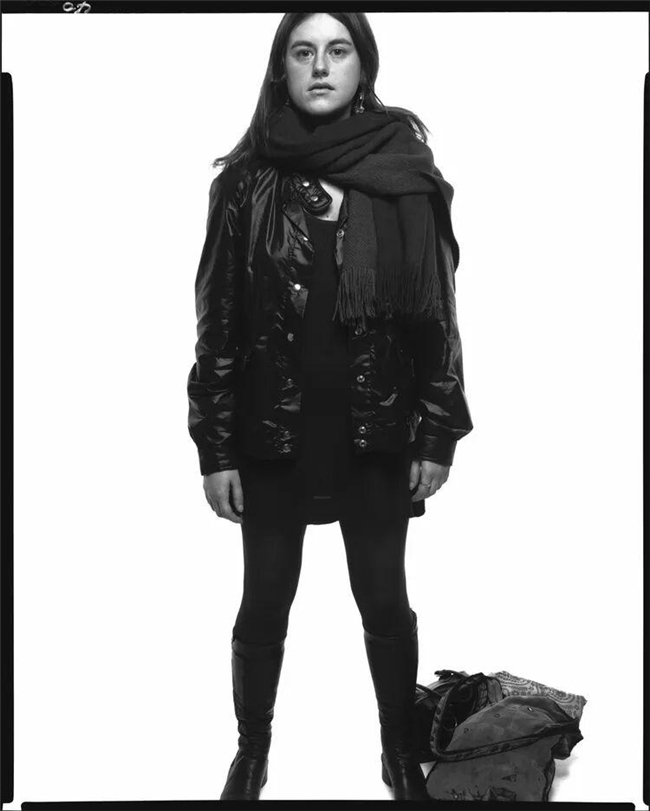 光影定格的灵魂诗,理查德・艾维顿的摄影哲学