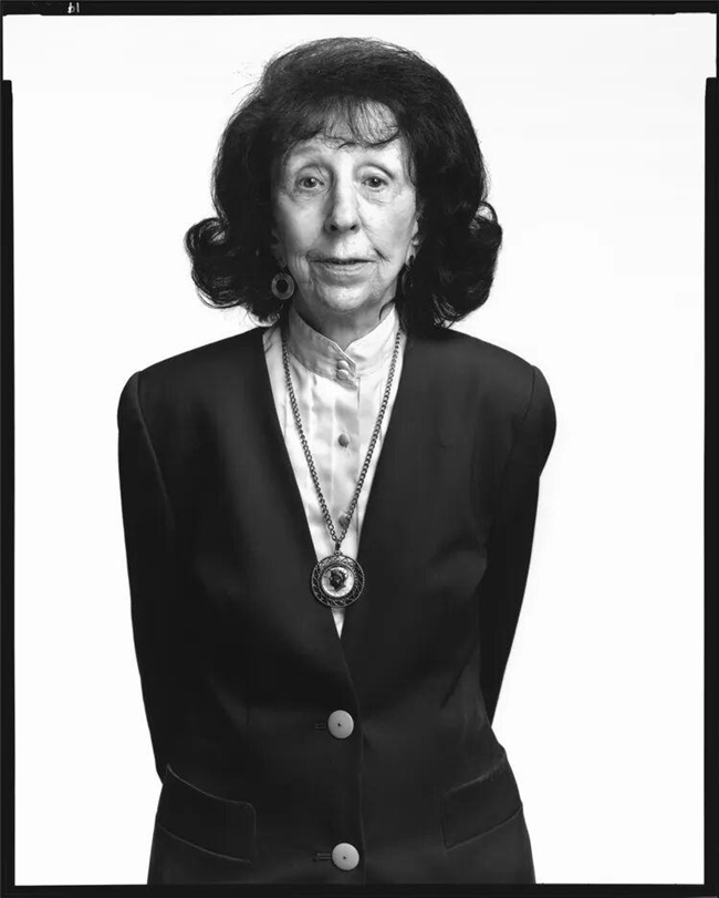 光影定格的灵魂诗,理查德・艾维顿的摄影哲学