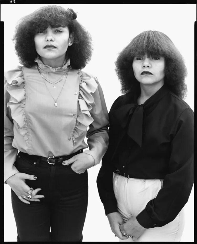 光影定格的灵魂诗,理查德・艾维顿的摄影哲学