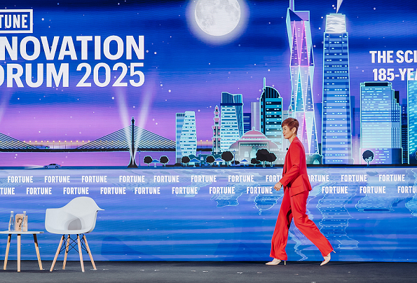 屈臣氏集团倪文玲入选《财富》“2025年亚洲最具影响力商界女性”榜单-中小企业网