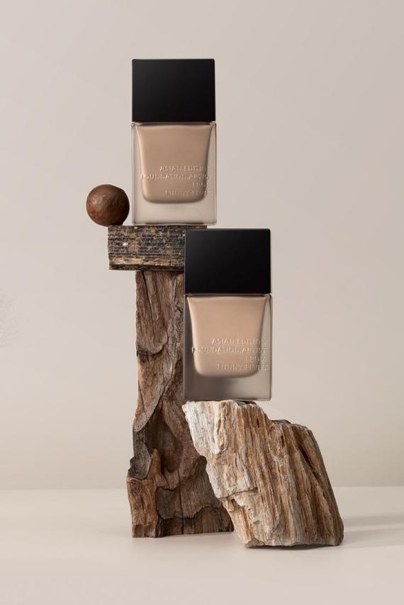 方里持妆粉底液，实力派底妆为秋冬精致妆容带来全新解法