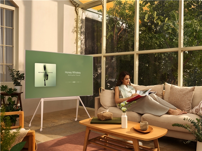 把美术馆搬回家！A400 Pro：高颜值+旗舰画质+360°移动全都有！(图8)