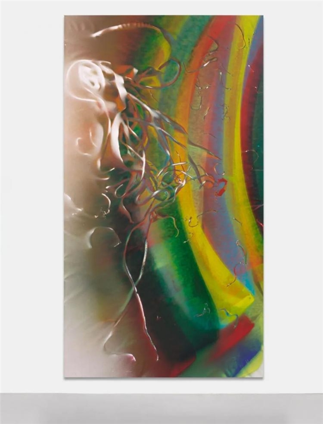 喷枪之下的色彩狂想,卡塔琳娜・格罗斯的多感官艺术