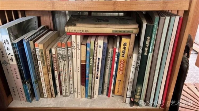 自行车后座的回丝废料,被他做成了堪比油画的艺术