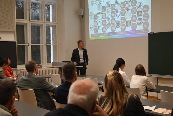 格拉茨大学孔子学院成功举办第七届“一带一路”中国论 坛暨第二届全球青年领袖论坛