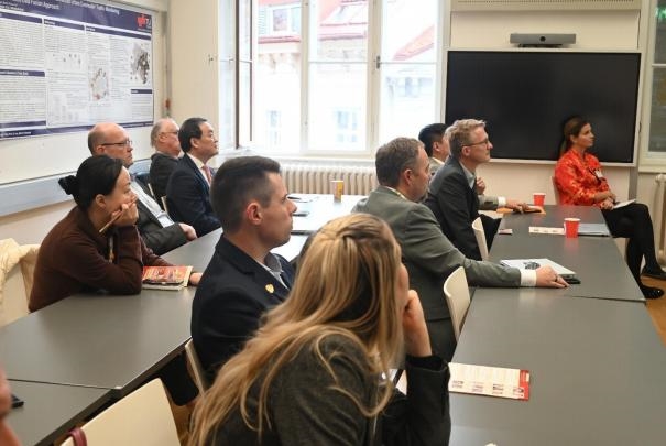 格拉茨大学孔子学院成功举办第七届“一带一路”中国论 坛暨第二届全球青年领袖论坛