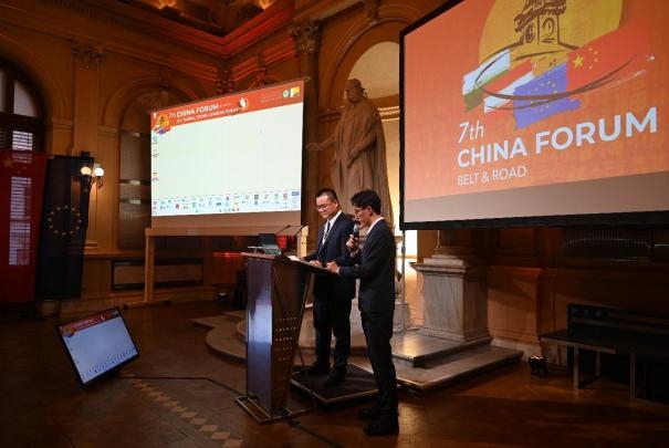 格拉茨大学孔子学院成功举办第七届“一带一路”中国论 坛暨第二届全球青年领袖论坛