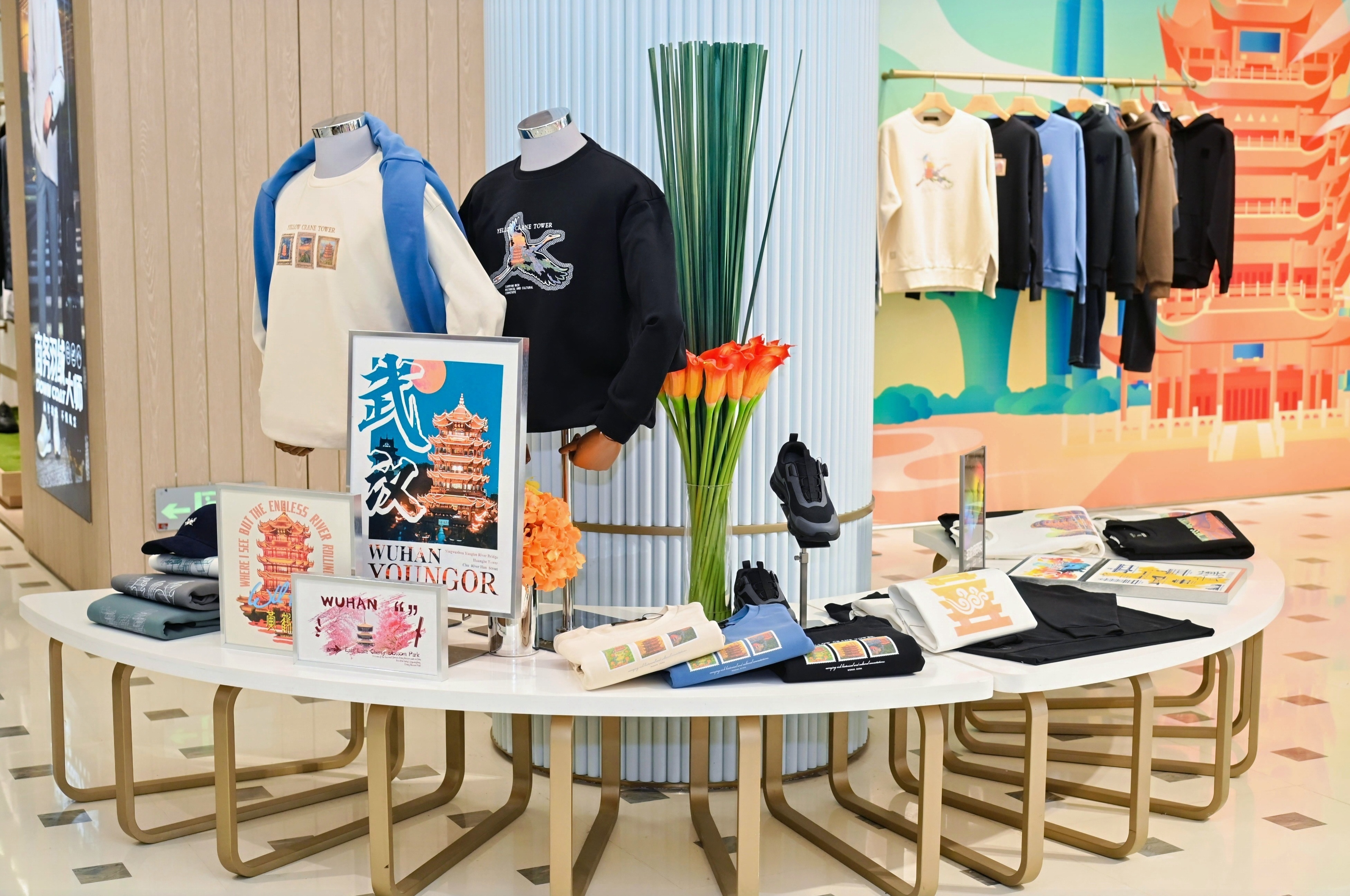 联名黄鹤楼，时尚与文化融合新生！雅戈尔武汉商务会馆盛大开业