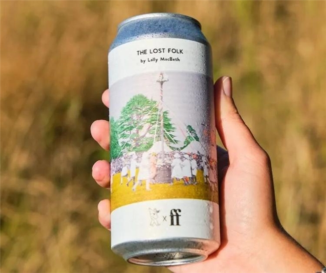 酒精配文字,成年人不做选择!啤酒罐变移动书店,对抗注意力分散