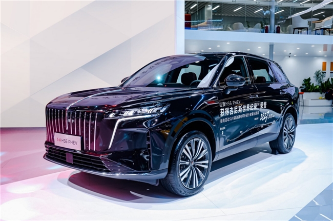 被低估的“全能生活助手”：紅旗HS6如何在20萬(wàn)級(jí)智駕好的混動(dòng)SUV中脫穎而出？