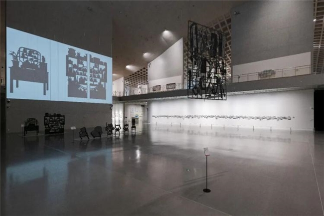 反反噬！艺术在景观与科技夹缝中的自我觉醒