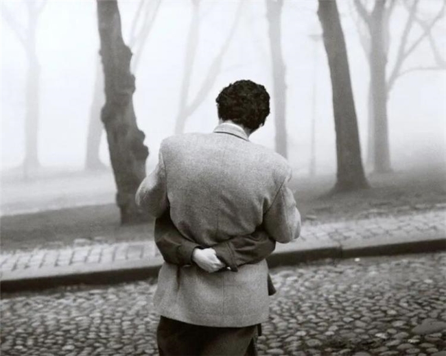 镜头下的温情共生，彭蒂・萨马拉蒂的自然诗意摄影之路