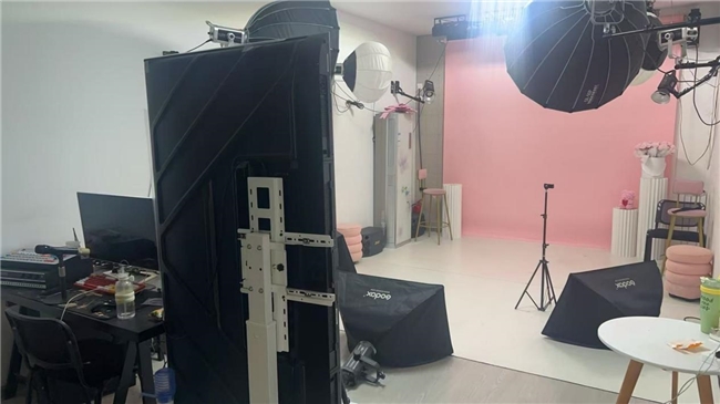 宁波甬勤网络科技有限公司：以直播与舞蹈表演创新 打造数字娱乐新标杆