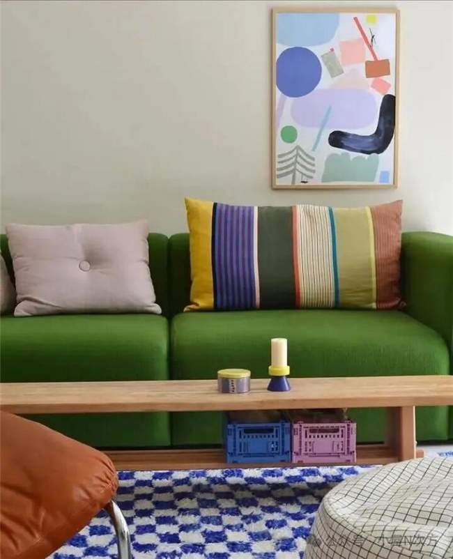 色彩是生活的调味剂！探访德国博主温馨又活泼的治愈系小家
