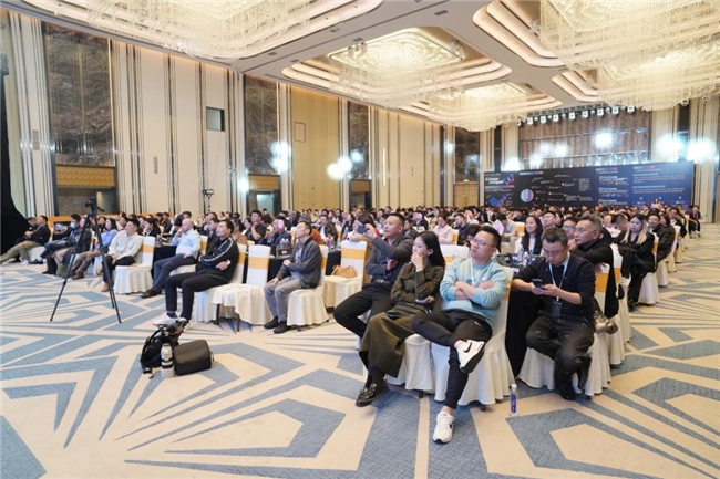 GEO源头厂家南方网通成功发布讯灵AI2.0&国际版! GEO源头厂家南方网通成功发布讯灵AI2.0&国际版!