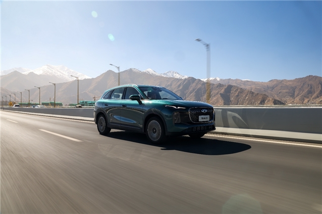 硬核全能+电感体验，第五代瑞虎8轻松搞定家庭出行