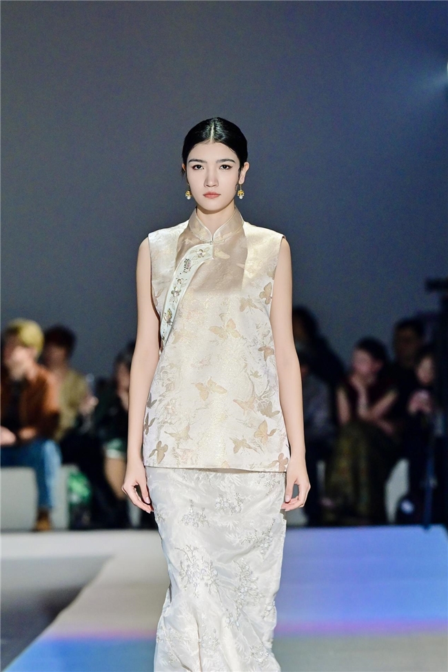 ����HEYENSS2026�������һ֦�� �������Բ����Ļ