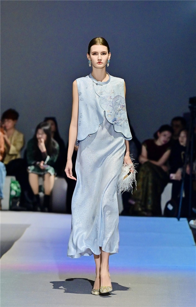 ����HEYENSS2026�������һ֦�� �������Բ����Ļ