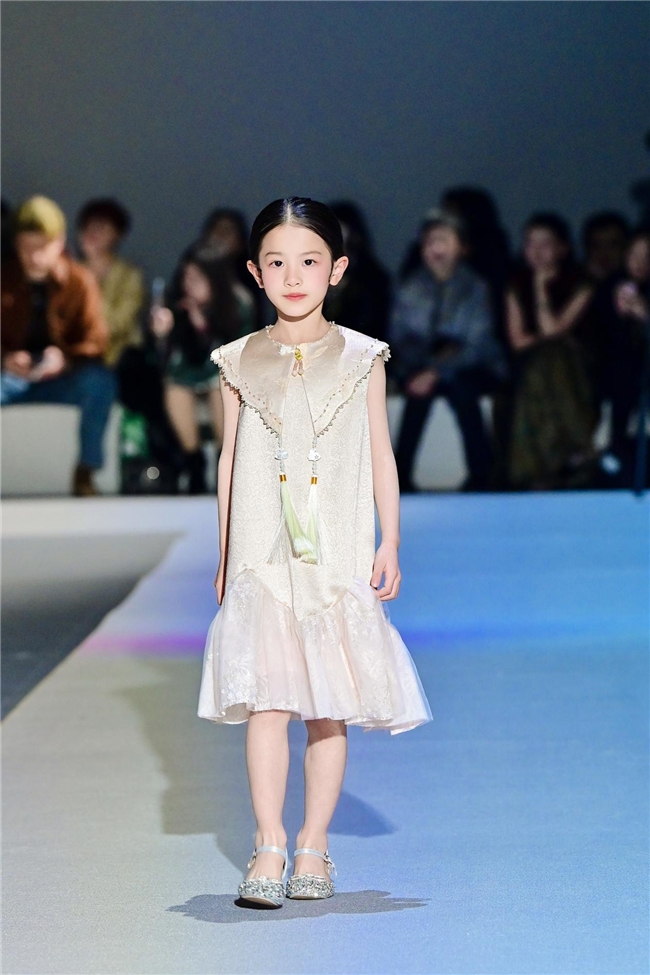 ����HEYENSS2026�������һ֦�� �������Բ����Ļ