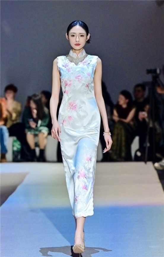 ����HEYENSS2026�������һ֦�� �������Բ����Ļ