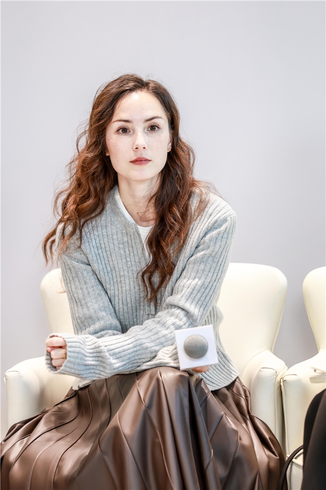 LESS文化叙事：从身体到思想，从阅读到戏剧