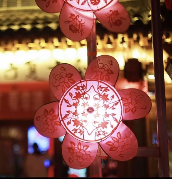 非遗花灯、喷空剧场……郑州这场跨年盛宴等你来！